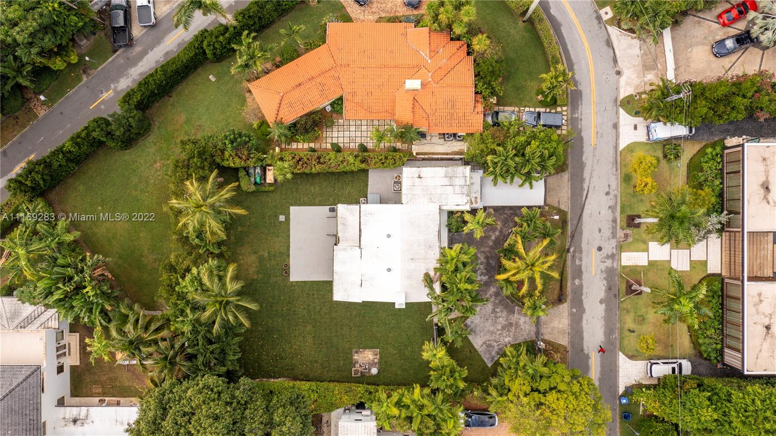 SUNSET ISLANDS - ISLAND N - Residential