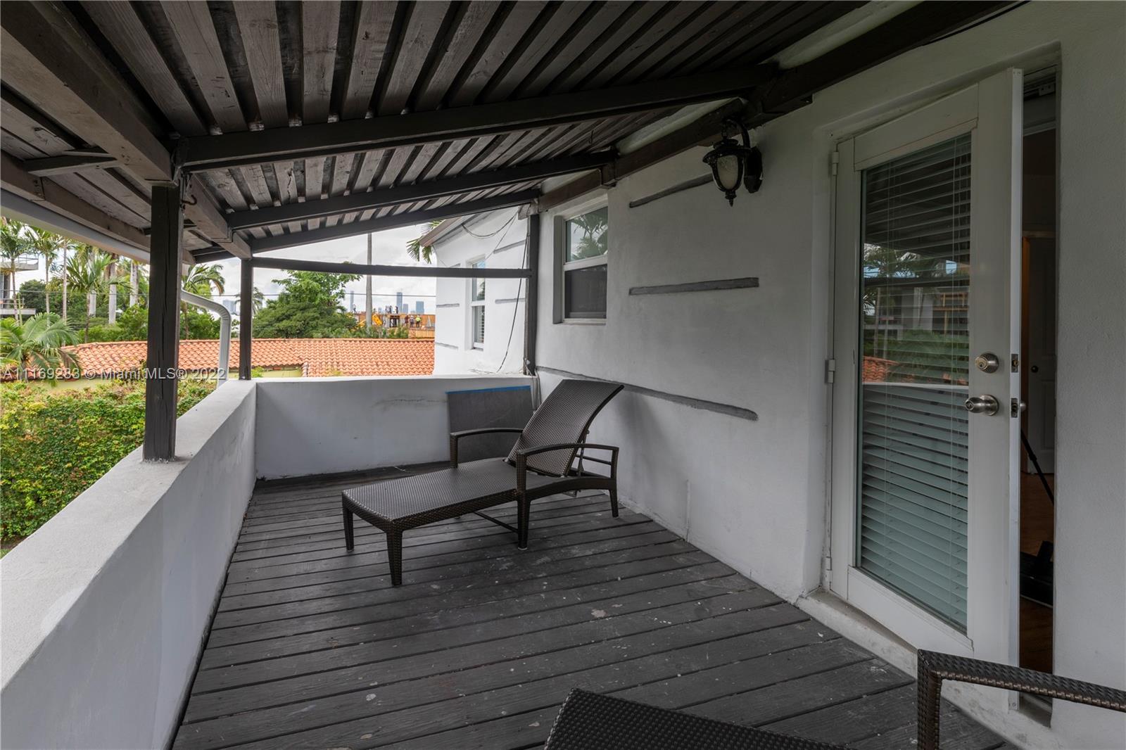 SUNSET ISLANDS - ISLAND N - Residential