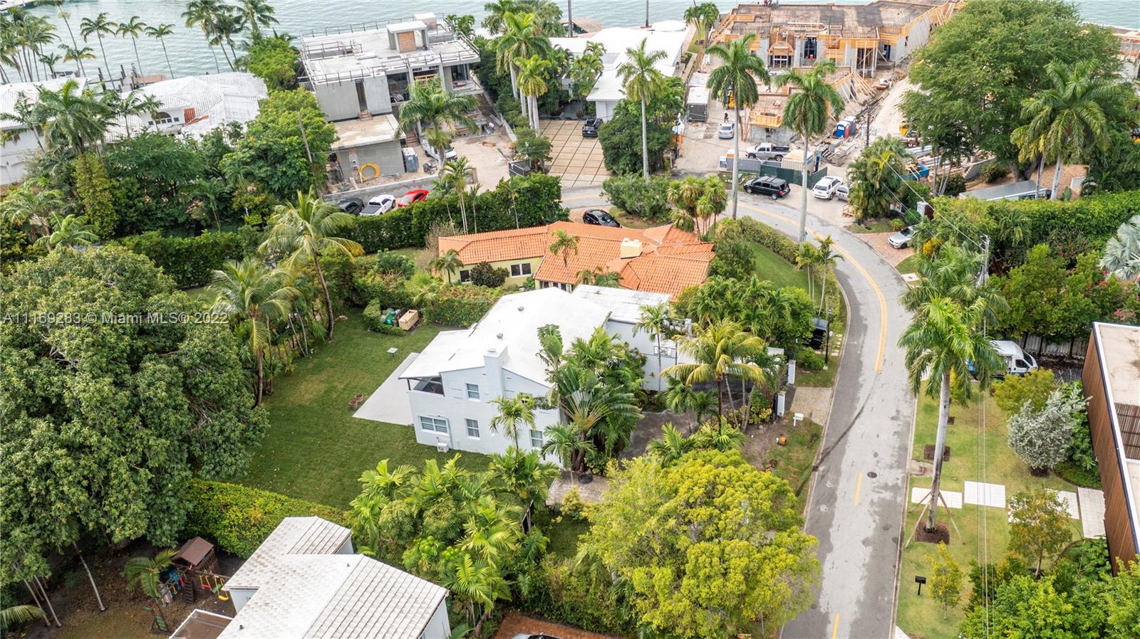 SUNSET ISLANDS - ISLAND N - Residential