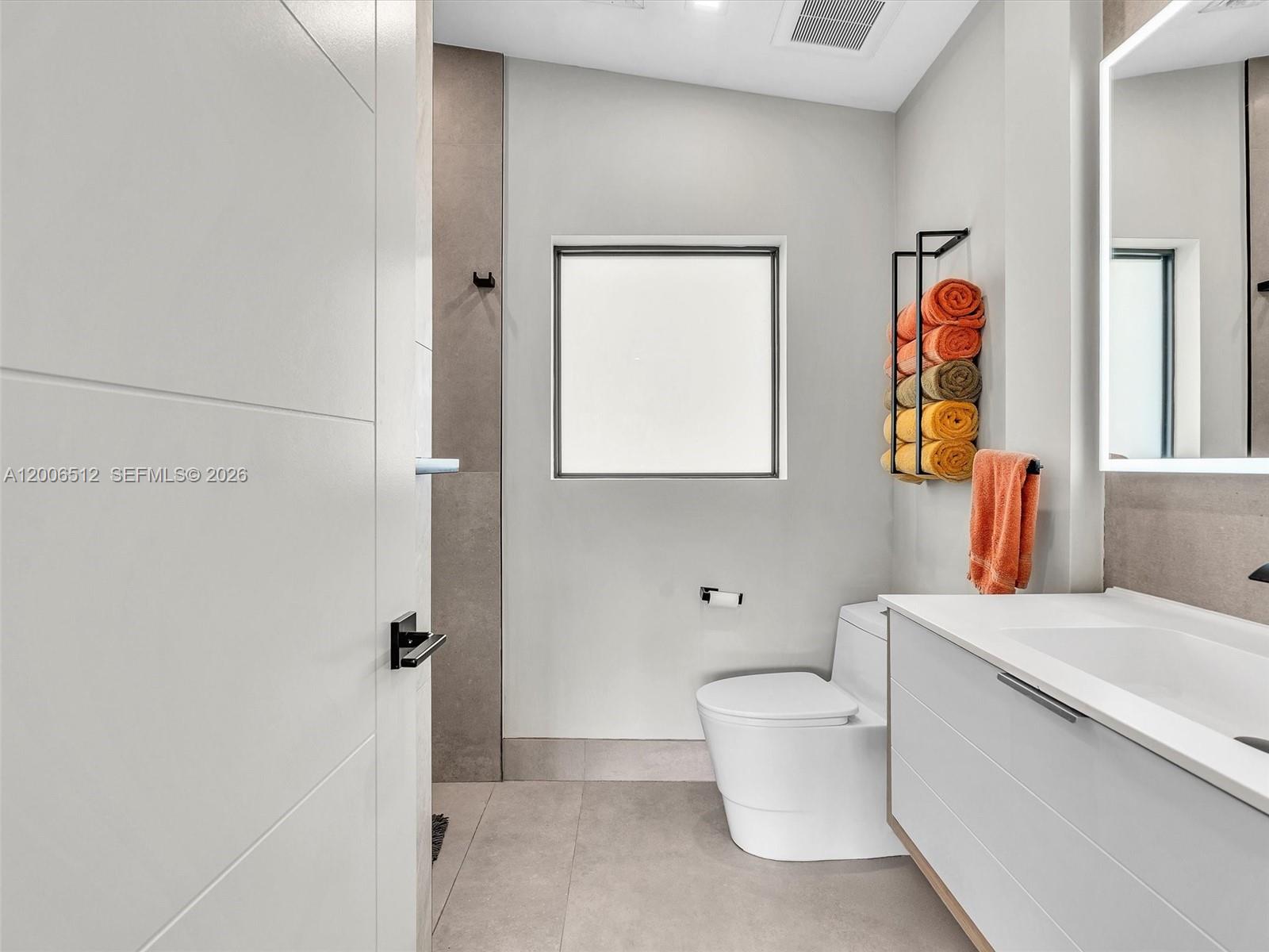 LAUDERDALE ISLES NO 2-BLK - Residential