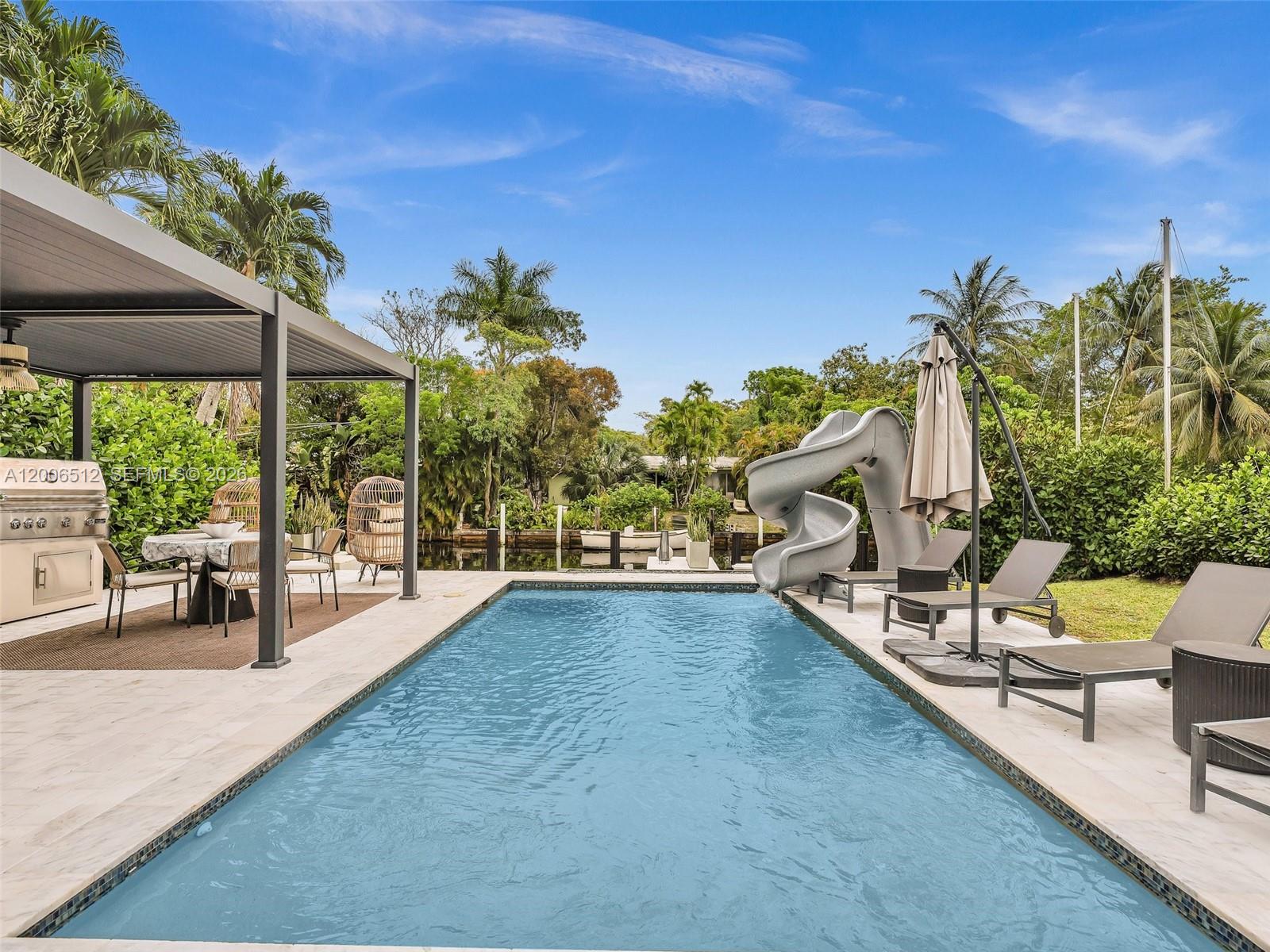 LAUDERDALE ISLES NO 2-BLK - Residential