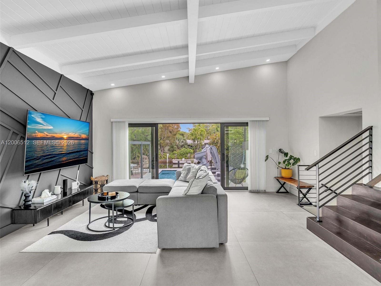 LAUDERDALE ISLES NO 2-BLK - Residential