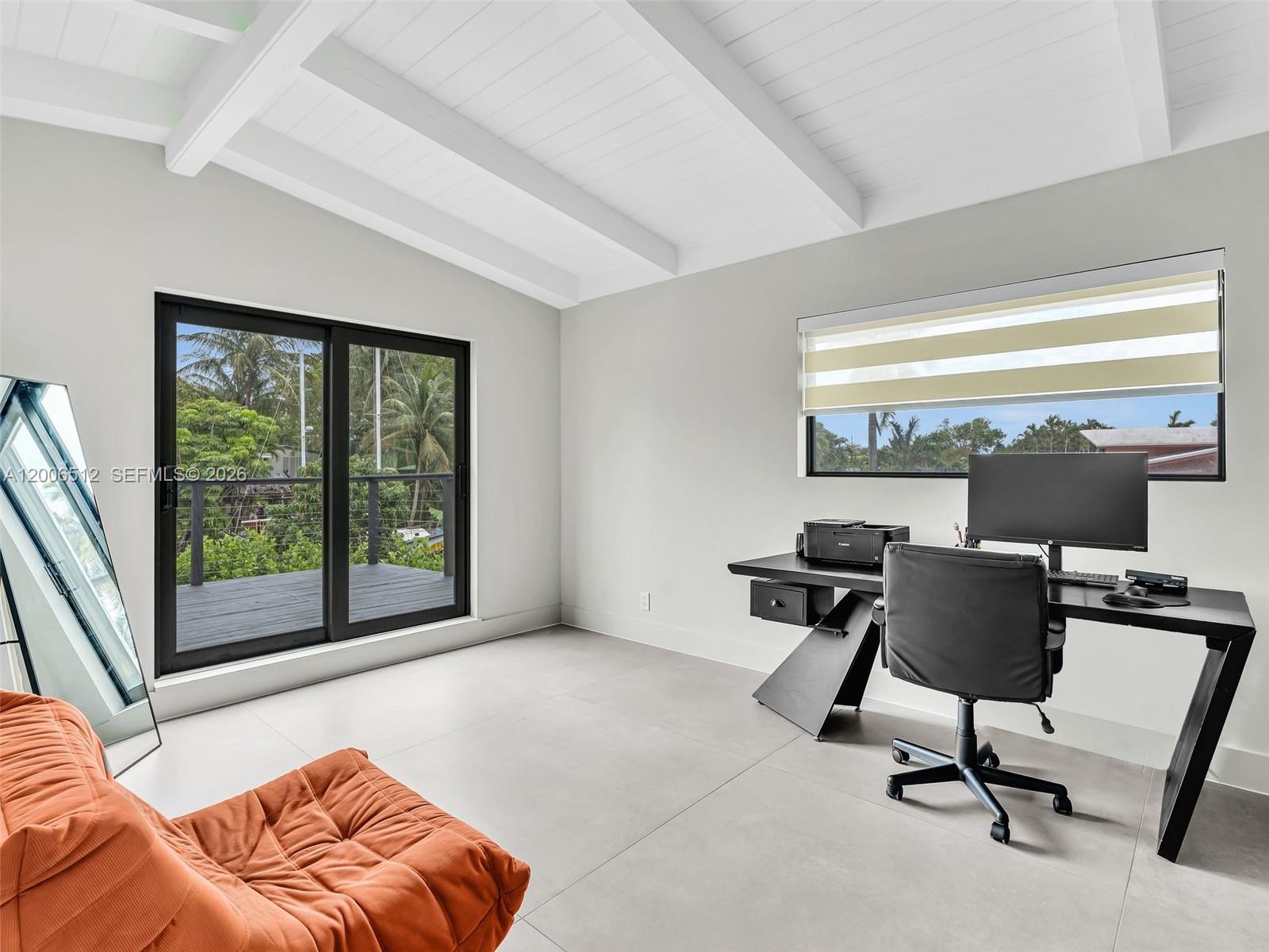 LAUDERDALE ISLES NO 2-BLK - Residential