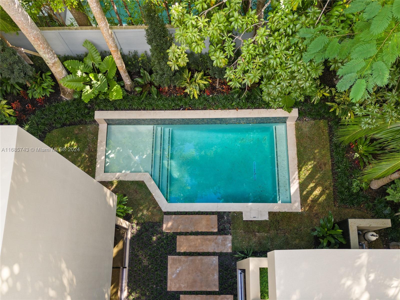 HARDING GROVE OAK - Residential