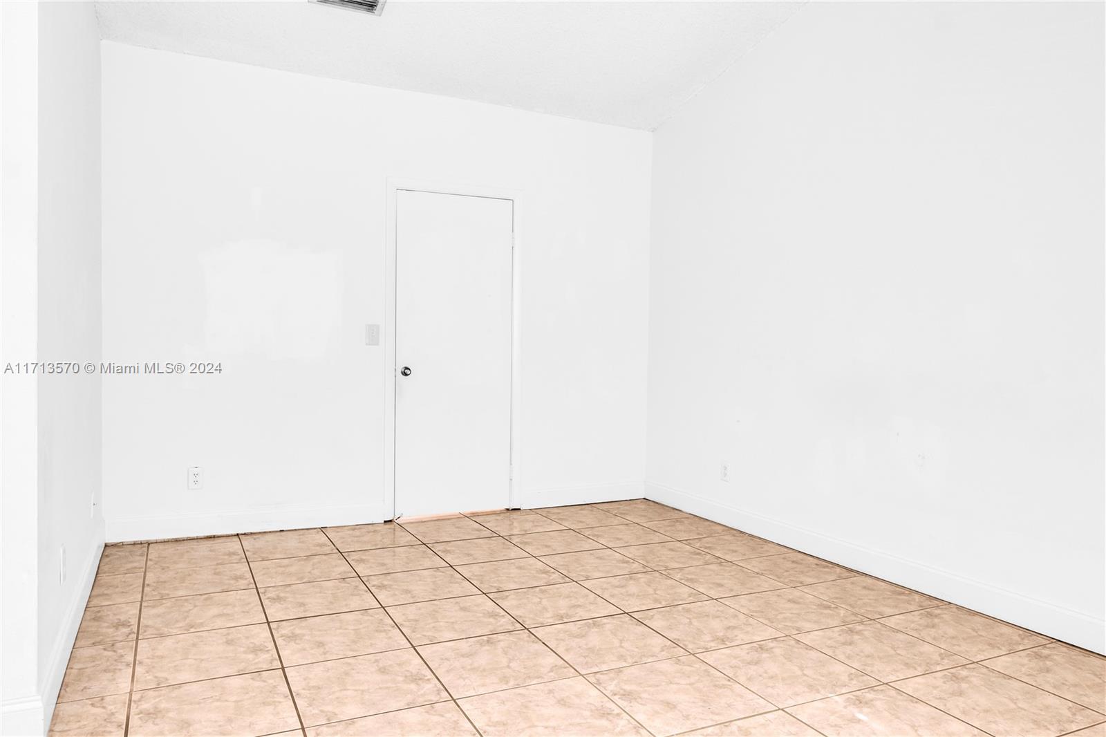 PEMBROKE LAKES SECTION EI - Residential