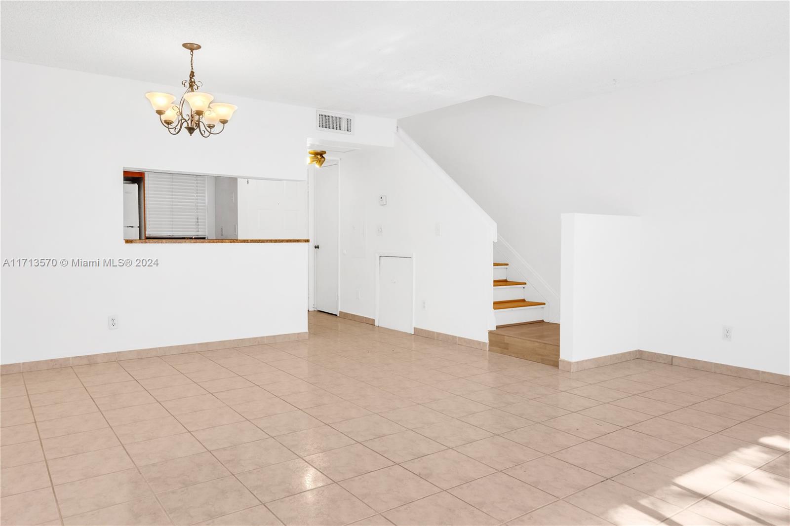 PEMBROKE LAKES SECTION EI - Residential