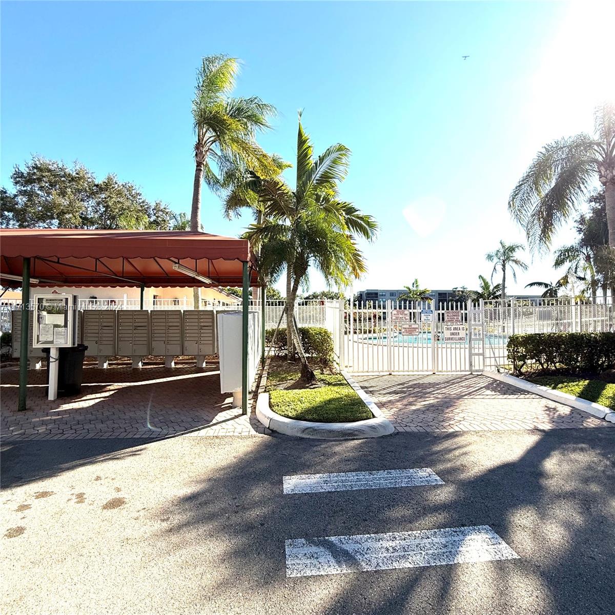 PEMBROKE LAKES SECTION EI - Residential