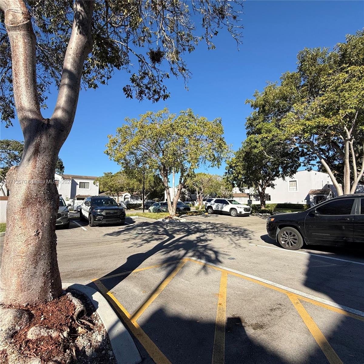 PEMBROKE LAKES SECTION EI - Residential