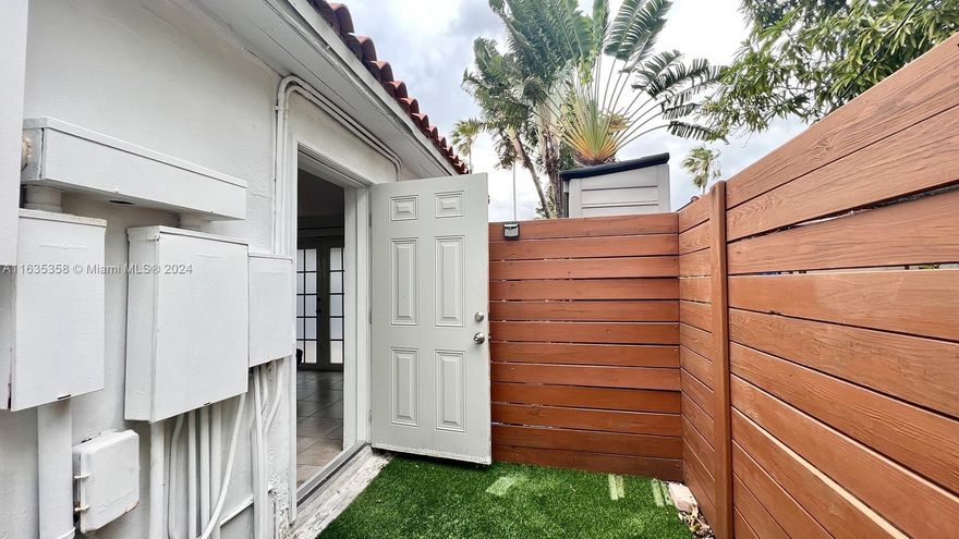 Renovated cottage/studio in Miami Beach in a beautiful and quiet neighborhood! Furnished with all utilities and WIFI included in the rent with one assigned parking space! This is an studio apartment, no kitchen, but equipped with microwave and fridge. Annual rental only.