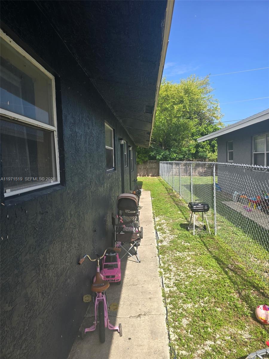 ARLINGTON PARK - Residential Income