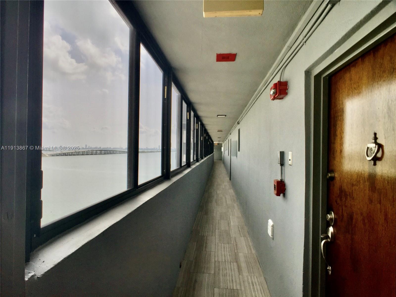 BAYVIEW TOWER CONDO - Residential Lease