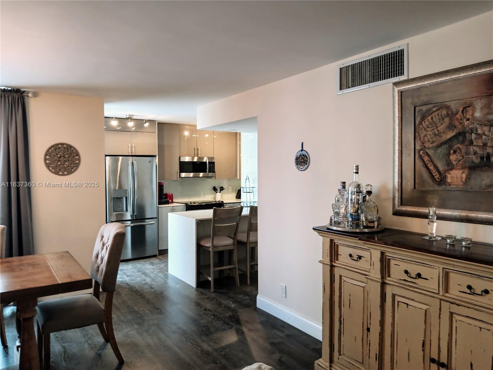 POMPANO ATLANTIS CONDO - Residential