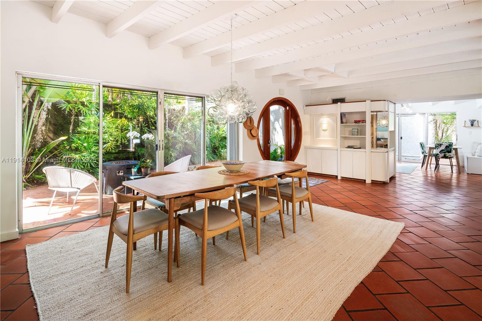 FOUR-WAY LODGE ESTATES - Residential