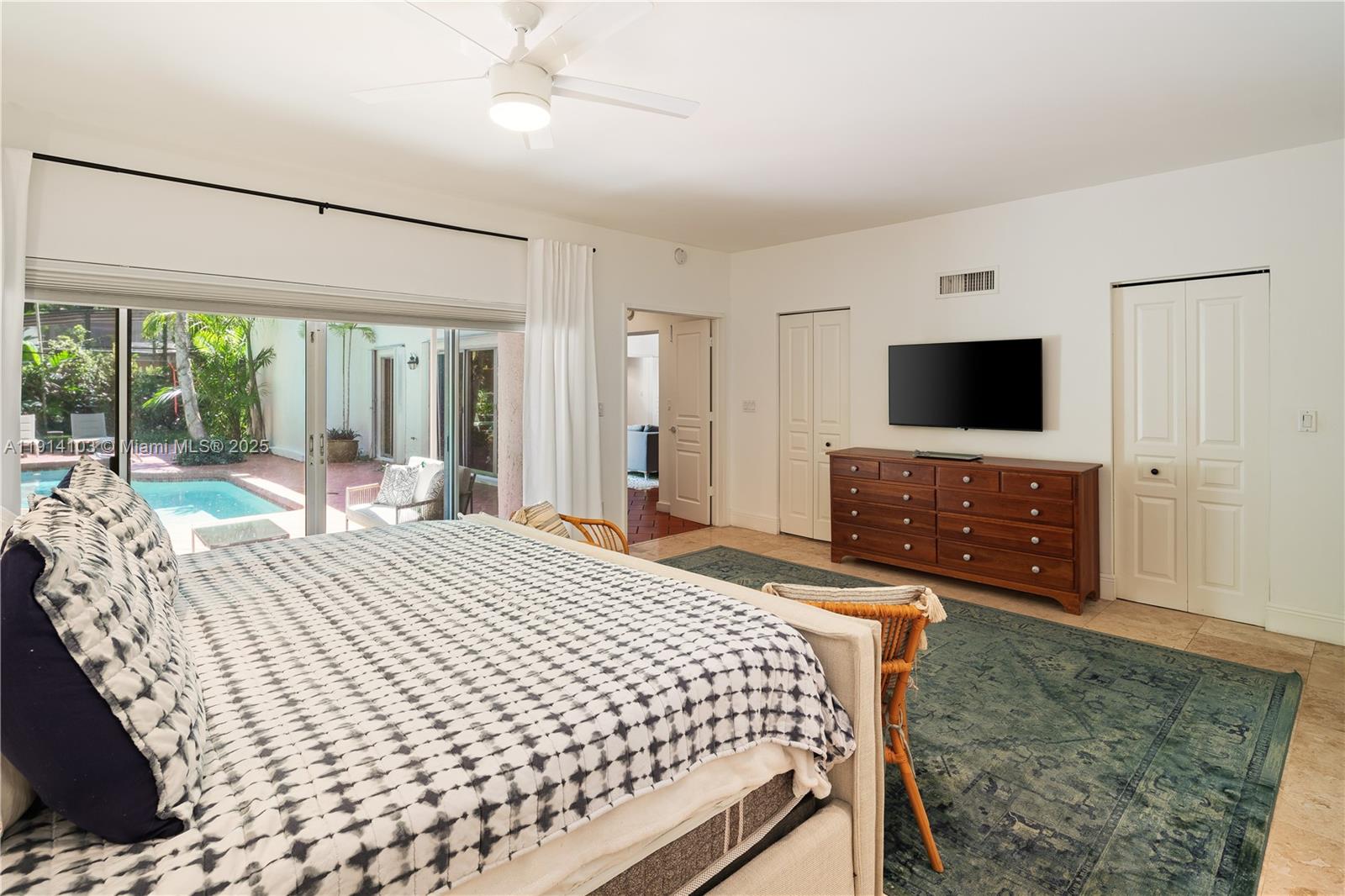 FOUR-WAY LODGE ESTATES - Residential