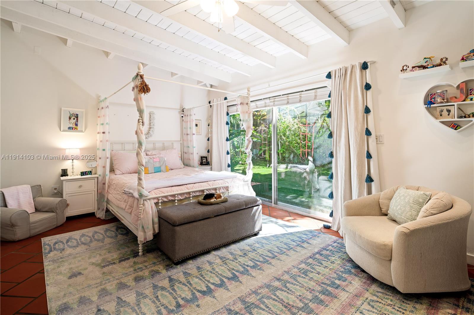 FOUR-WAY LODGE ESTATES - Residential