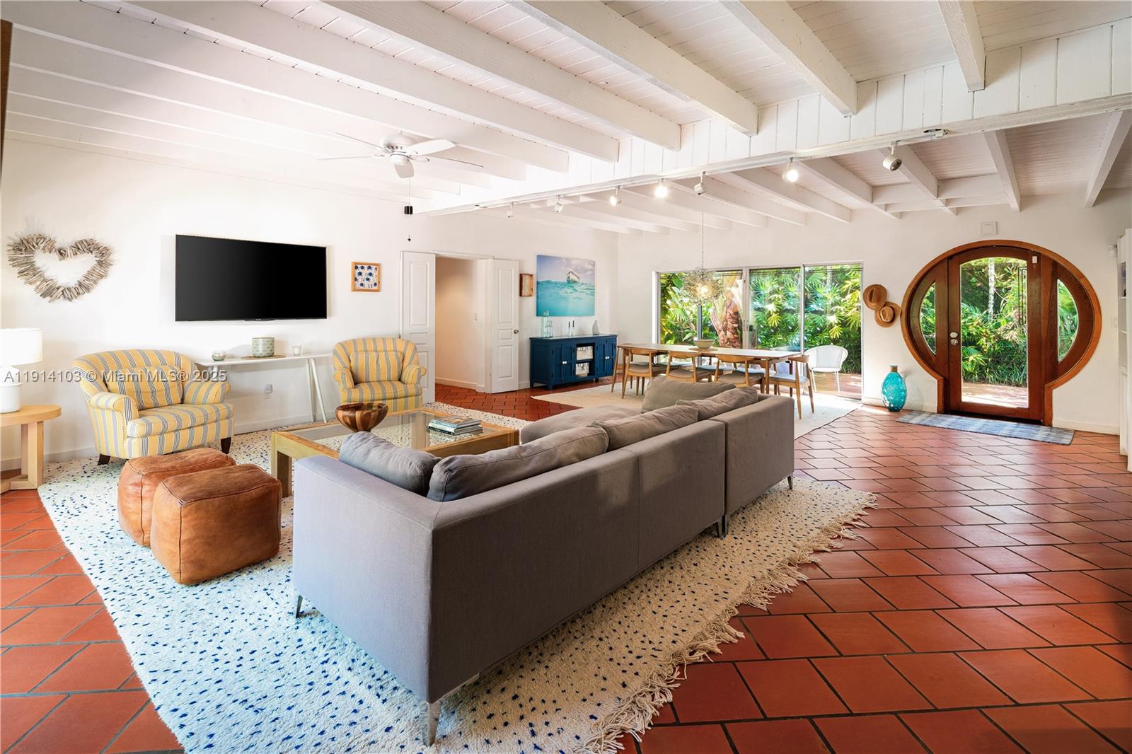 FOUR-WAY LODGE ESTATES - Residential