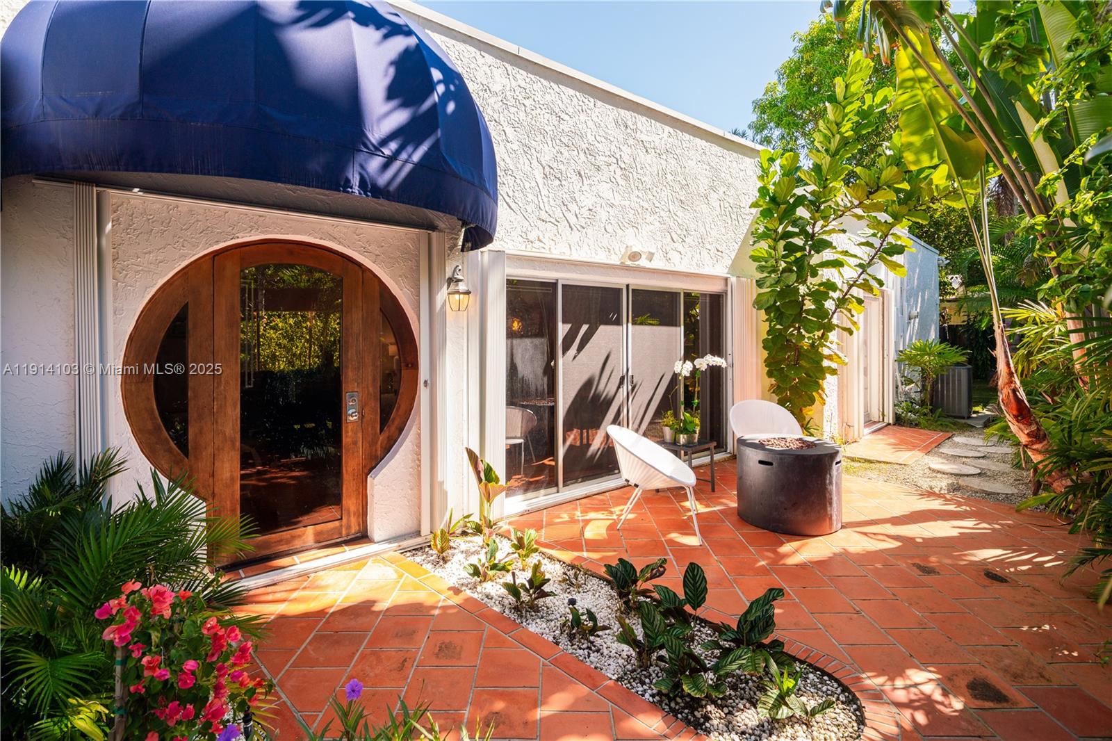 FOUR-WAY LODGE ESTATES - Residential