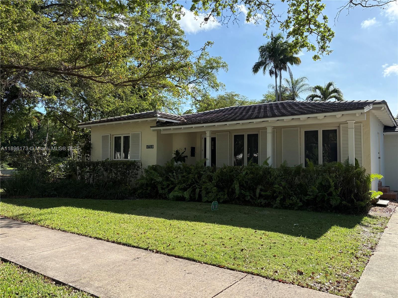 CORAL ESTATES - Residential Lease