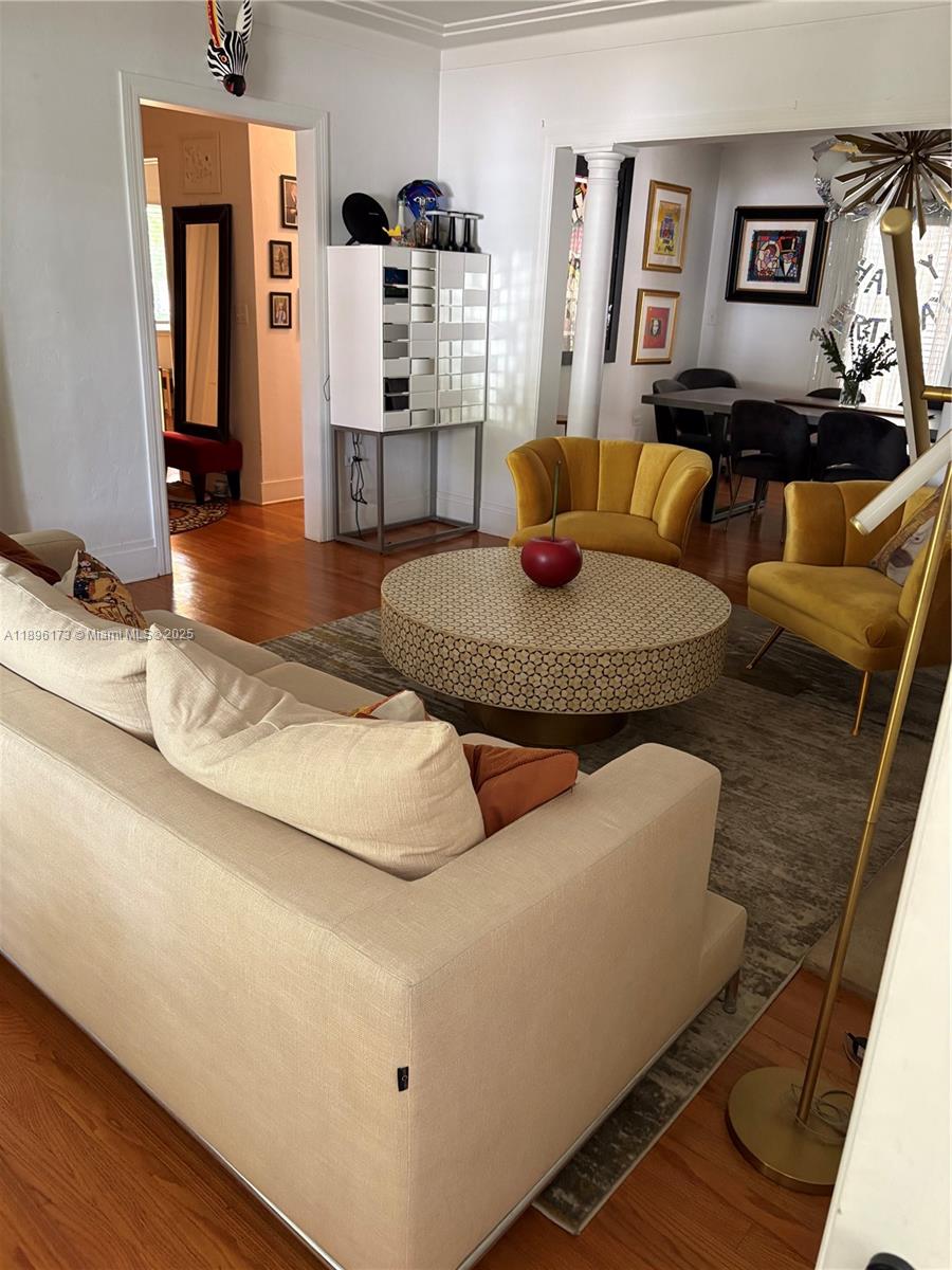 CORAL ESTATES - Residential Lease