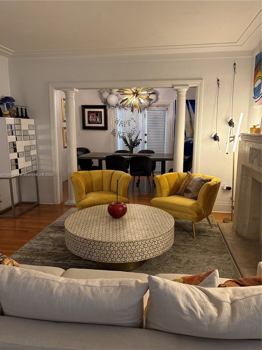 CORAL ESTATES - Residential Lease