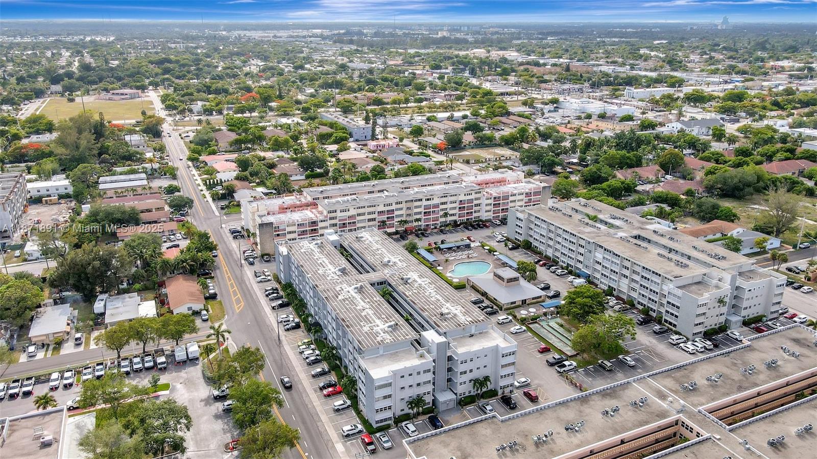 SECOND GULFSTREAM GARDEN - Residential Lease