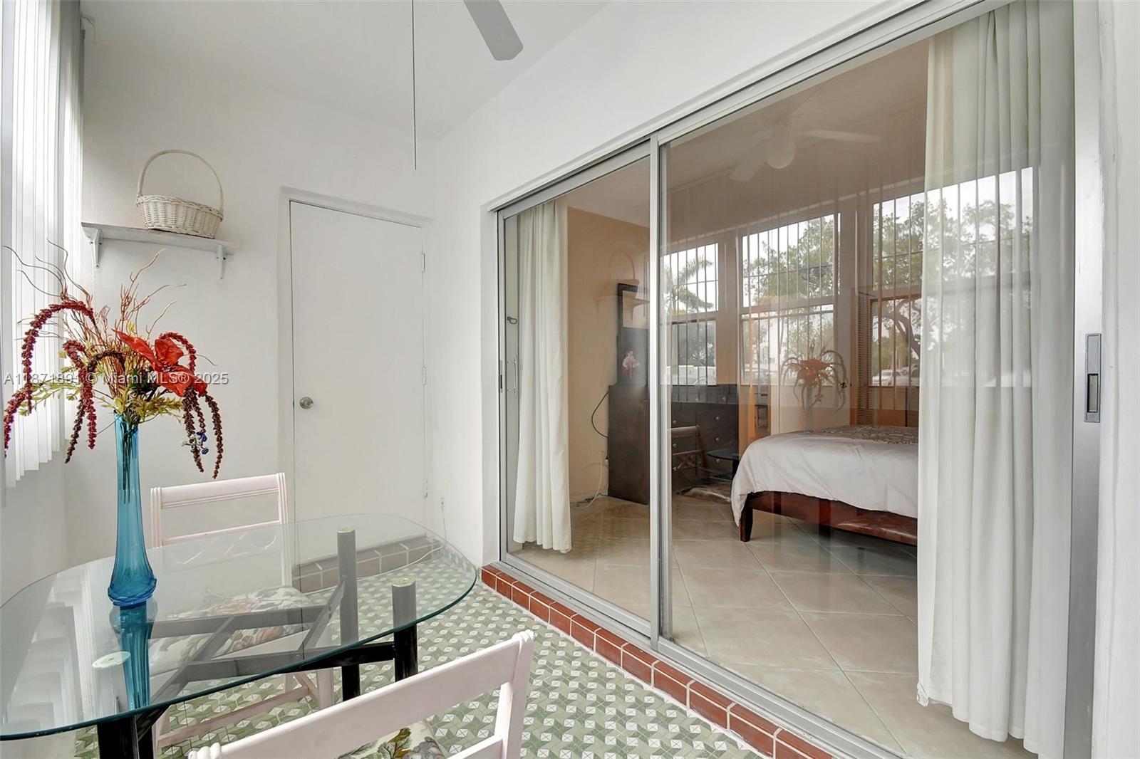 SECOND GULFSTREAM GARDEN - Residential Lease