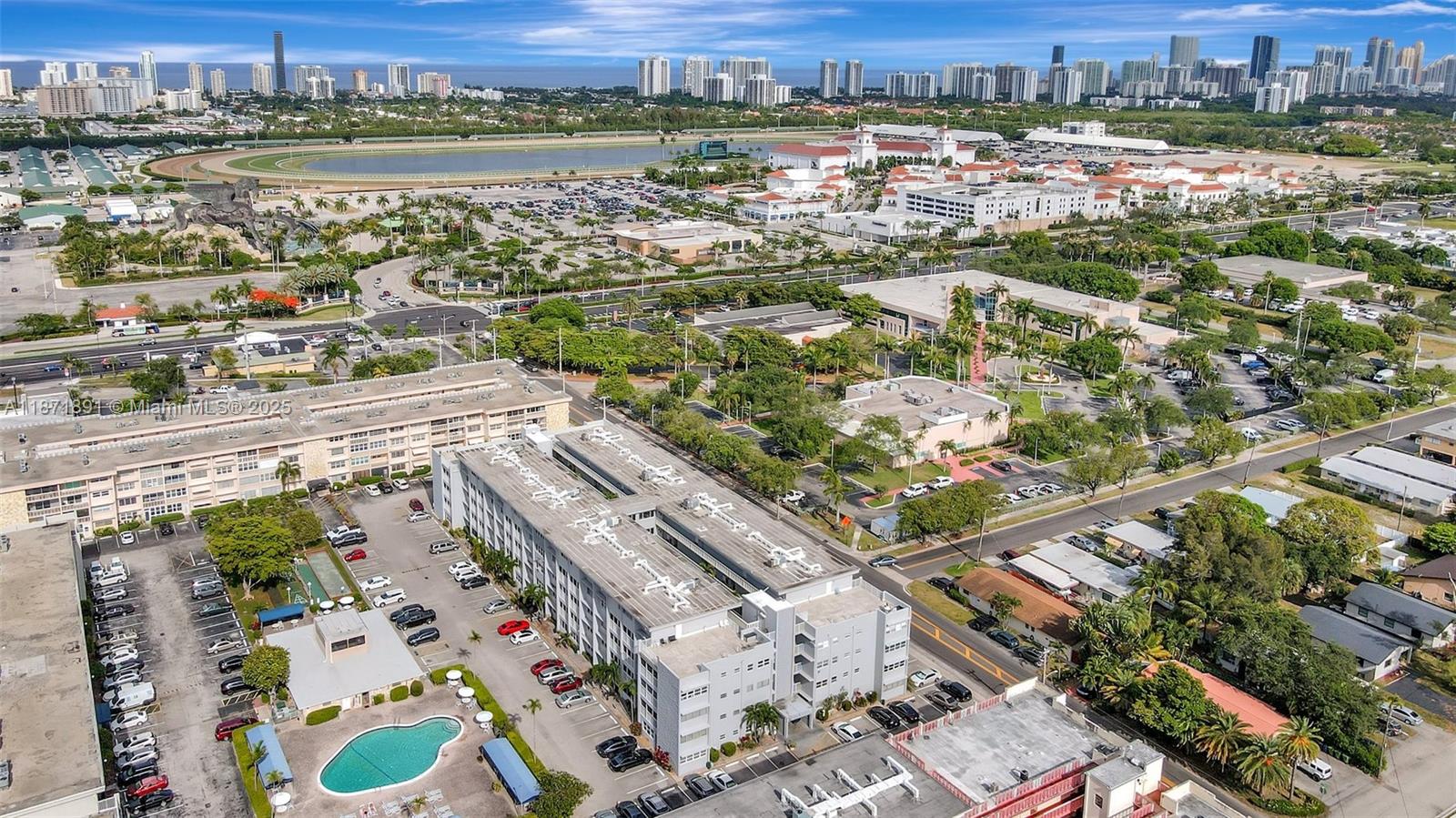 SECOND GULFSTREAM GARDEN - Residential Lease