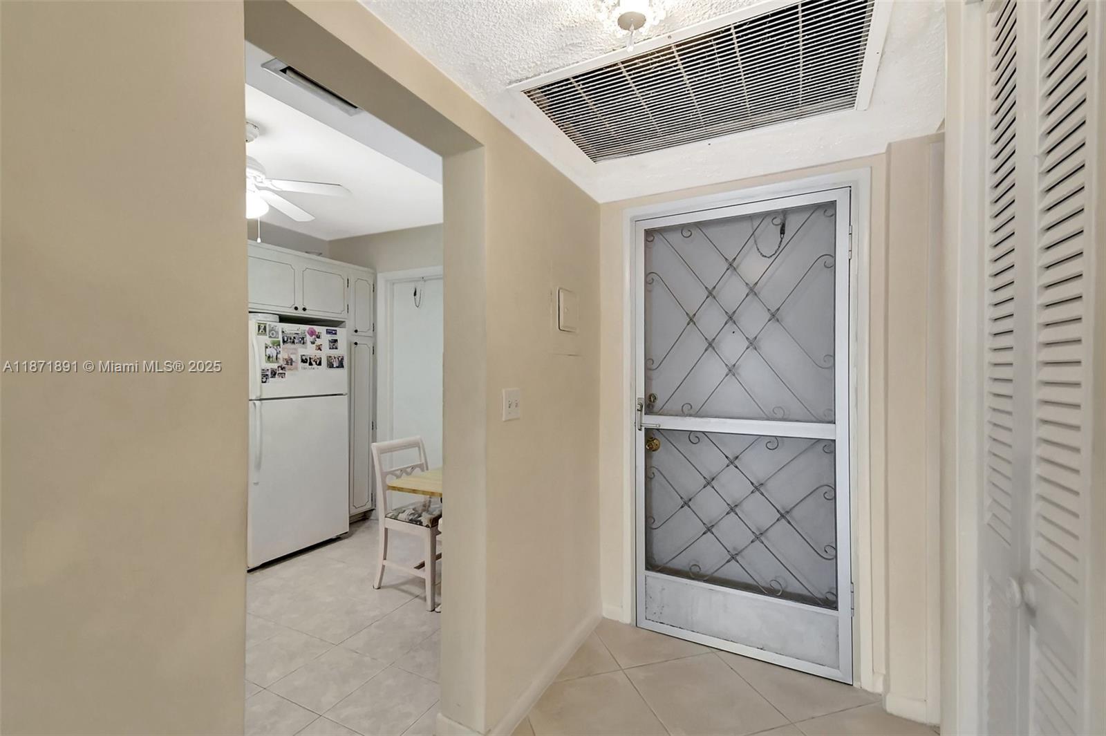 SECOND GULFSTREAM GARDEN - Residential Lease