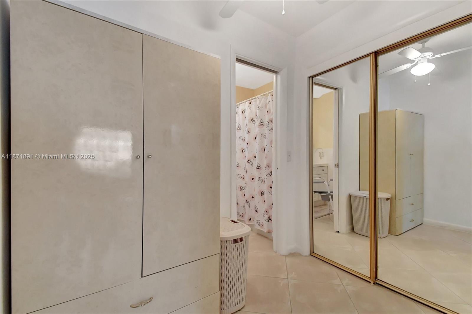 SECOND GULFSTREAM GARDEN - Residential Lease