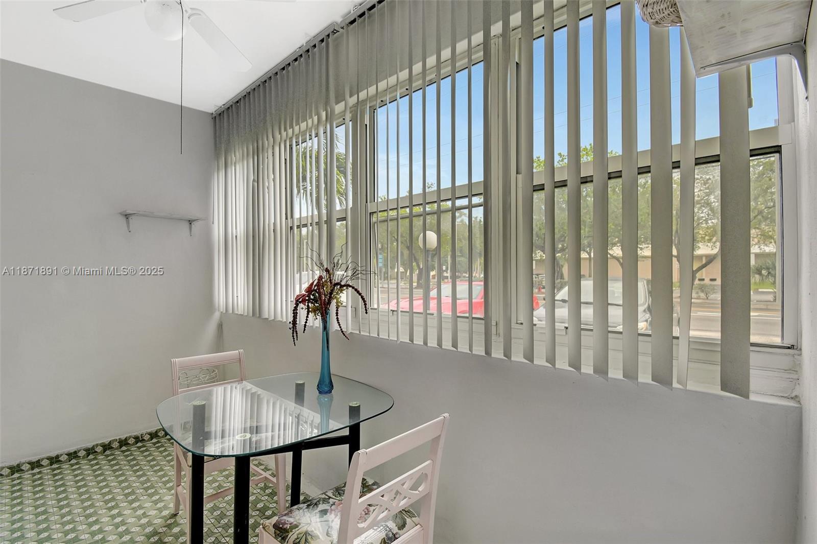 SECOND GULFSTREAM GARDEN - Residential Lease