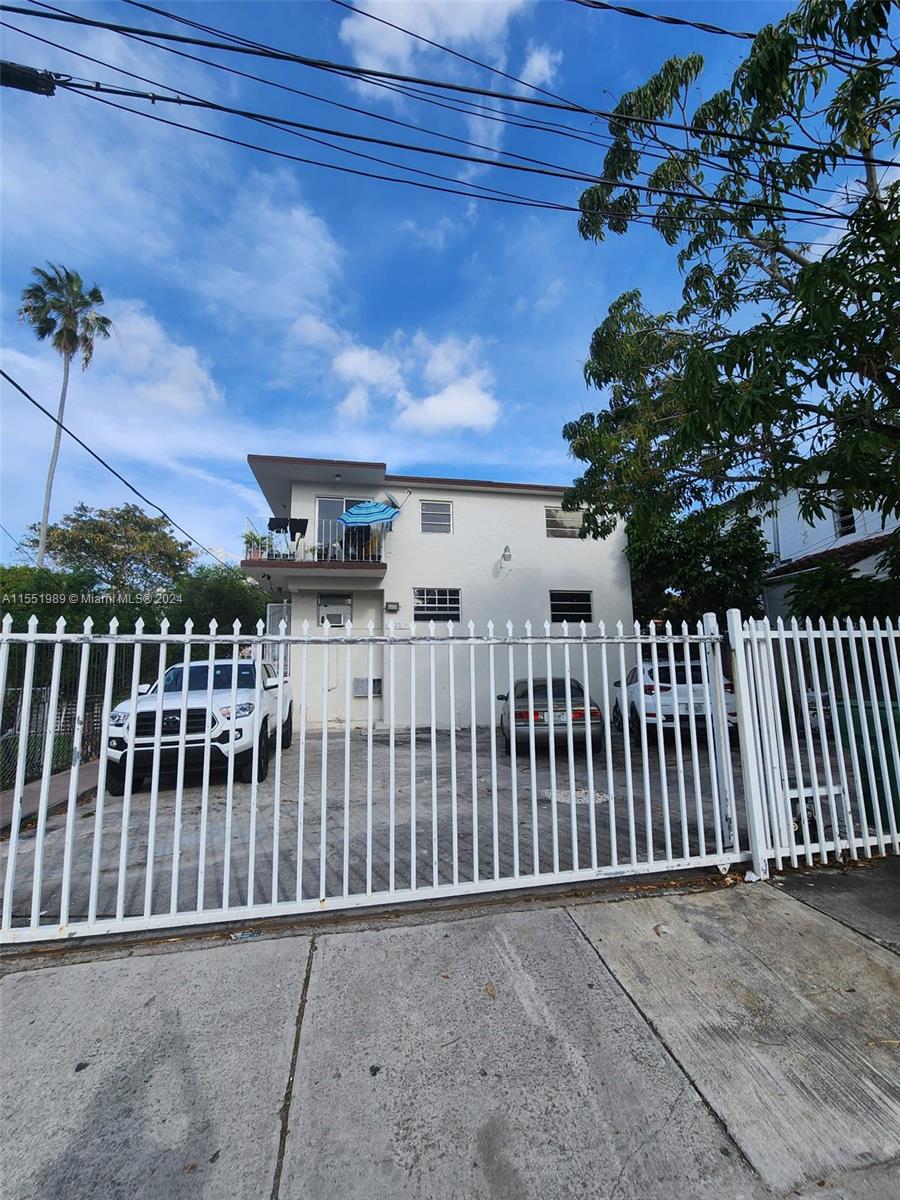 Rental Property at 425 Sw 6th Ave, Miami, Broward County, Florida -  - $1,550,000 MO.