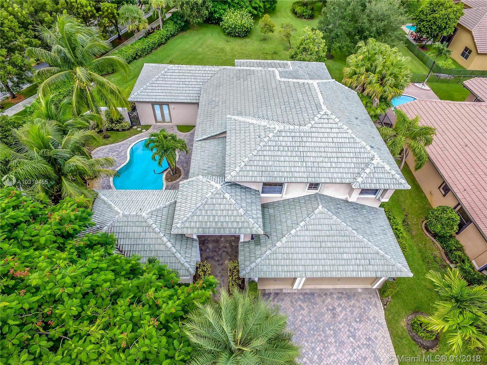 SUNSET LAKES PLAT TWO - Residential