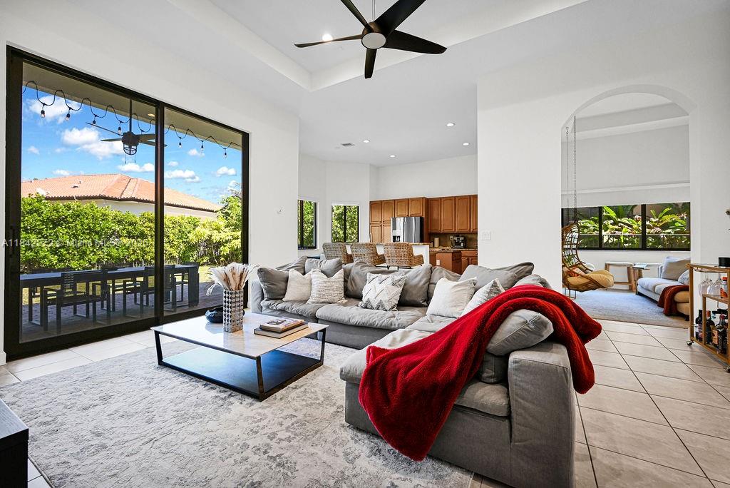 CUTLER CAY - Residential Lease