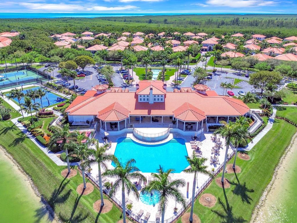 CUTLER CAY - Residential Lease