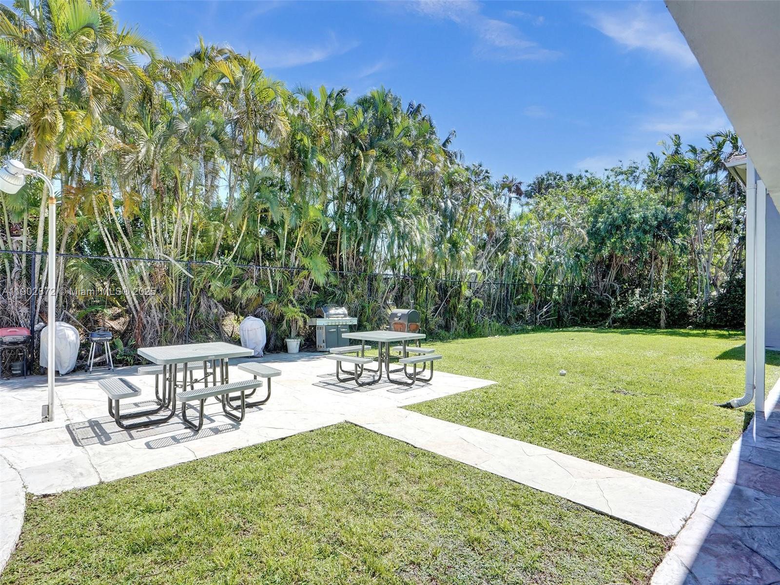 DIPLOMAT GOLF ESTATES ADD - Residential Lease