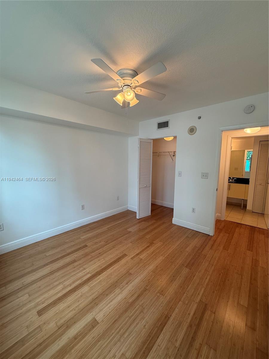 BRICKELL ON THE RIVER N T - Residential Lease