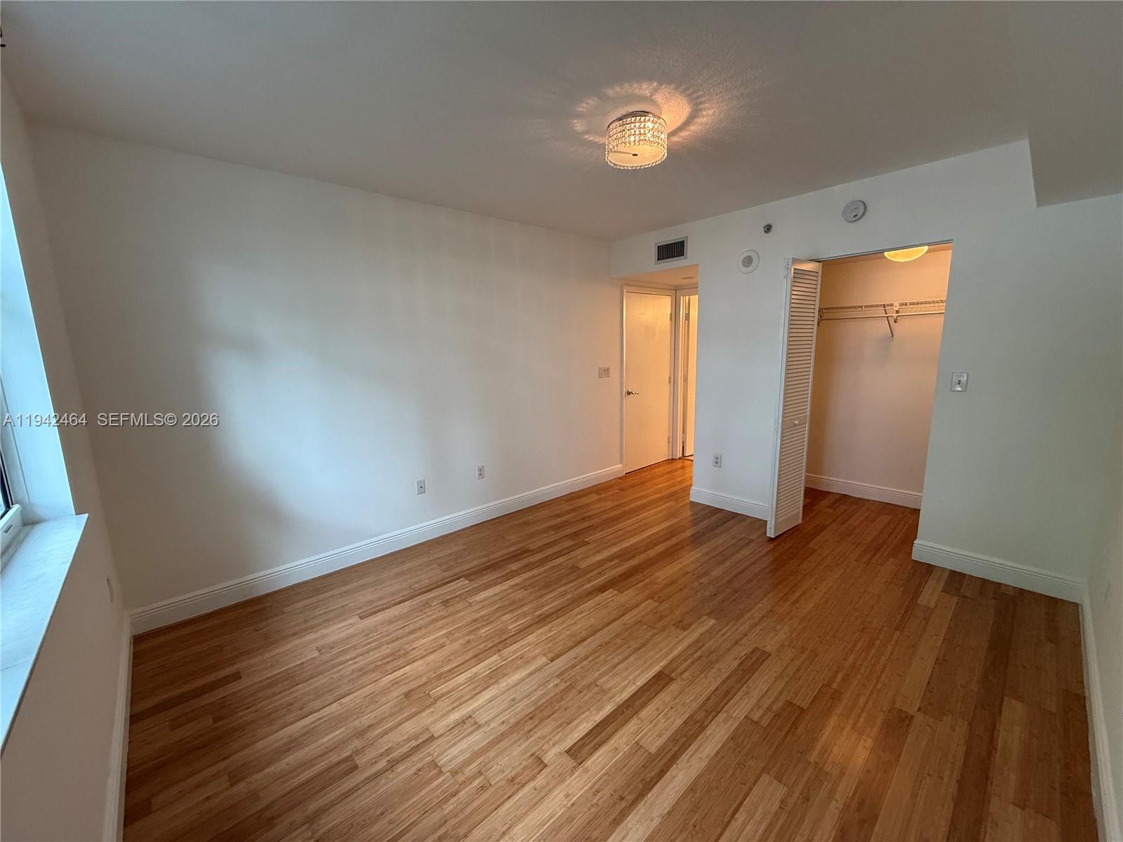 BRICKELL ON THE RIVER N T - Residential Lease