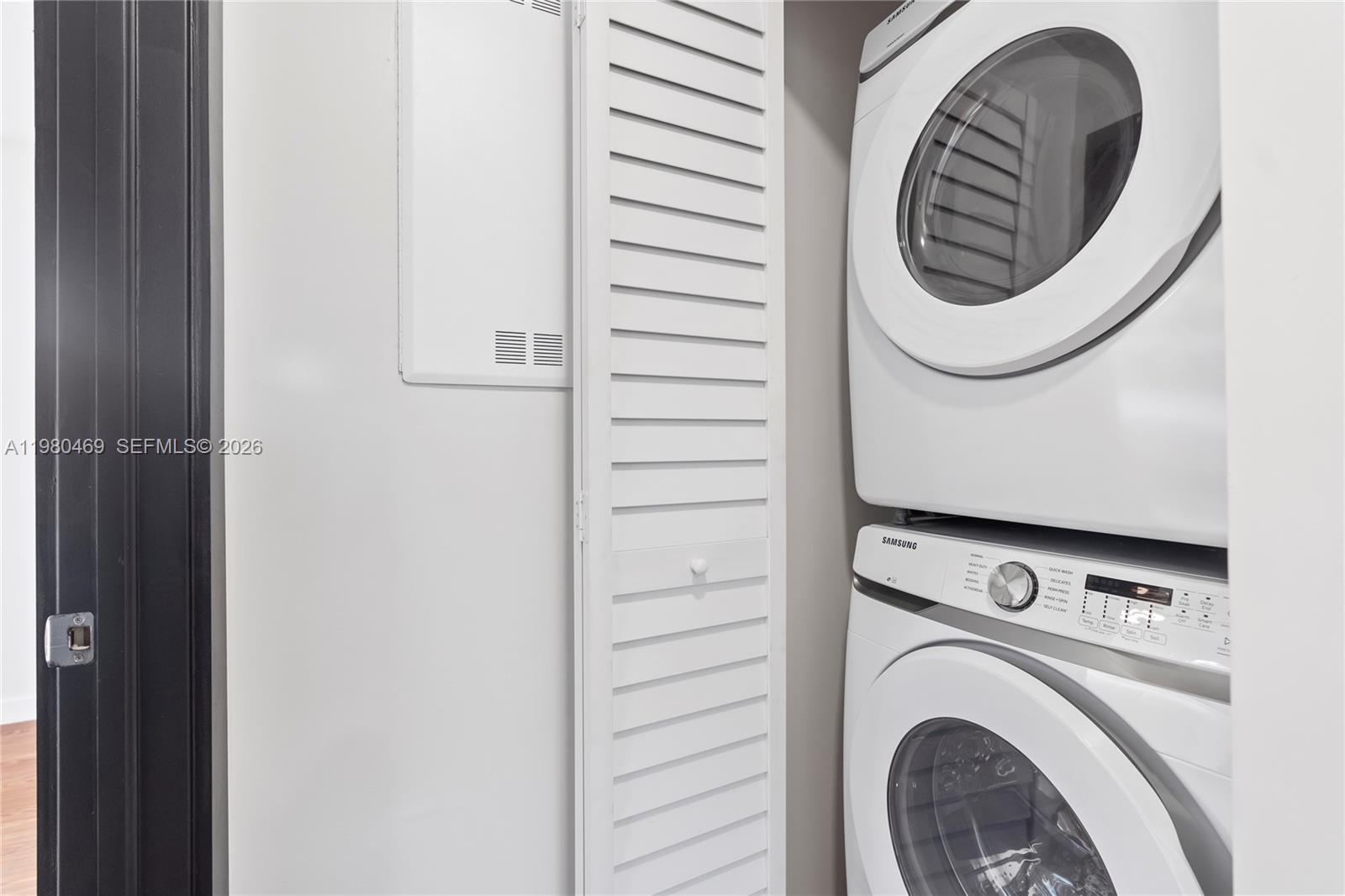 WEST CARVER RANCHES ADD N - Residential Lease