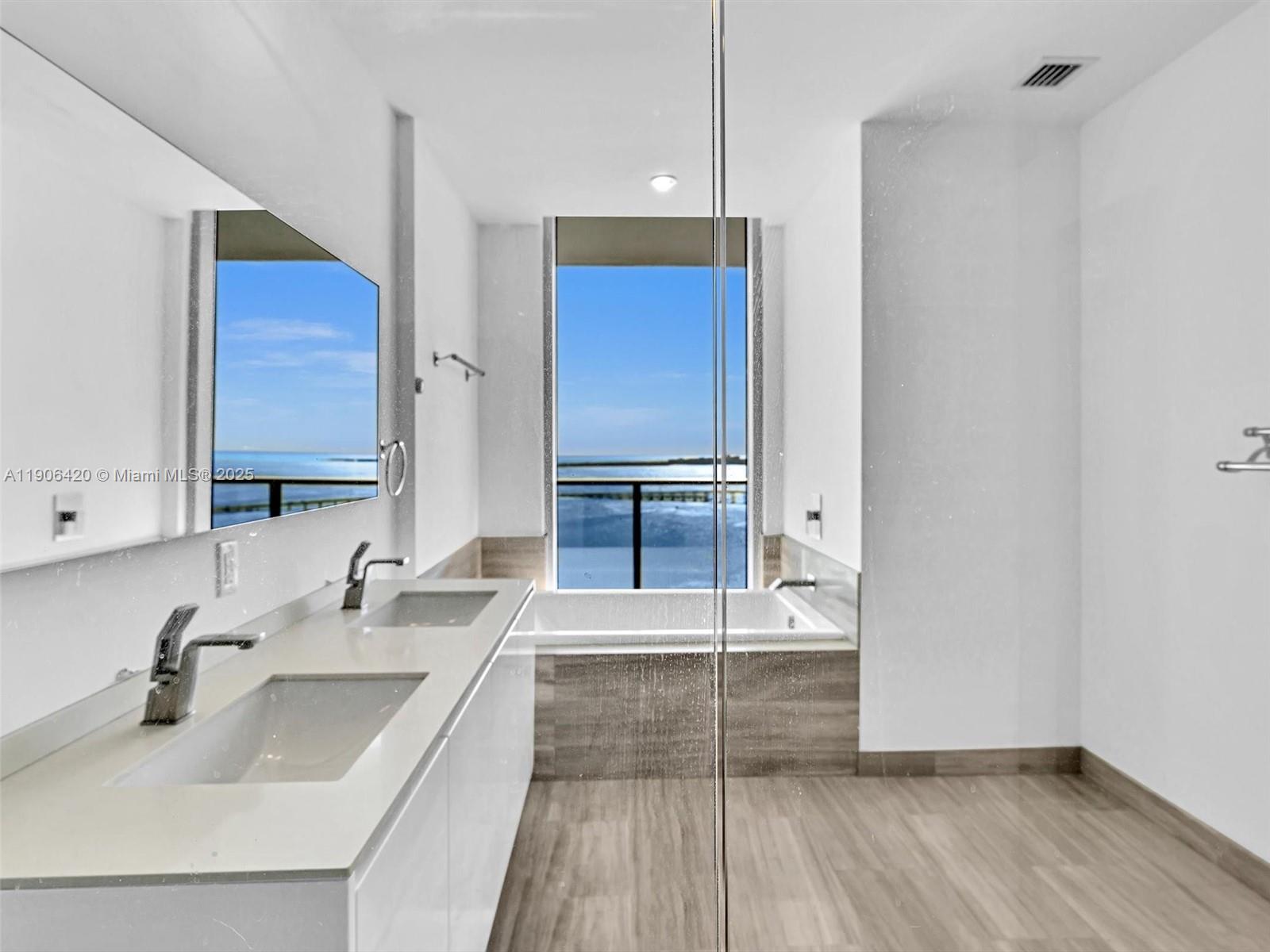 BRICKELLHOUSE CONDO - Residential Lease