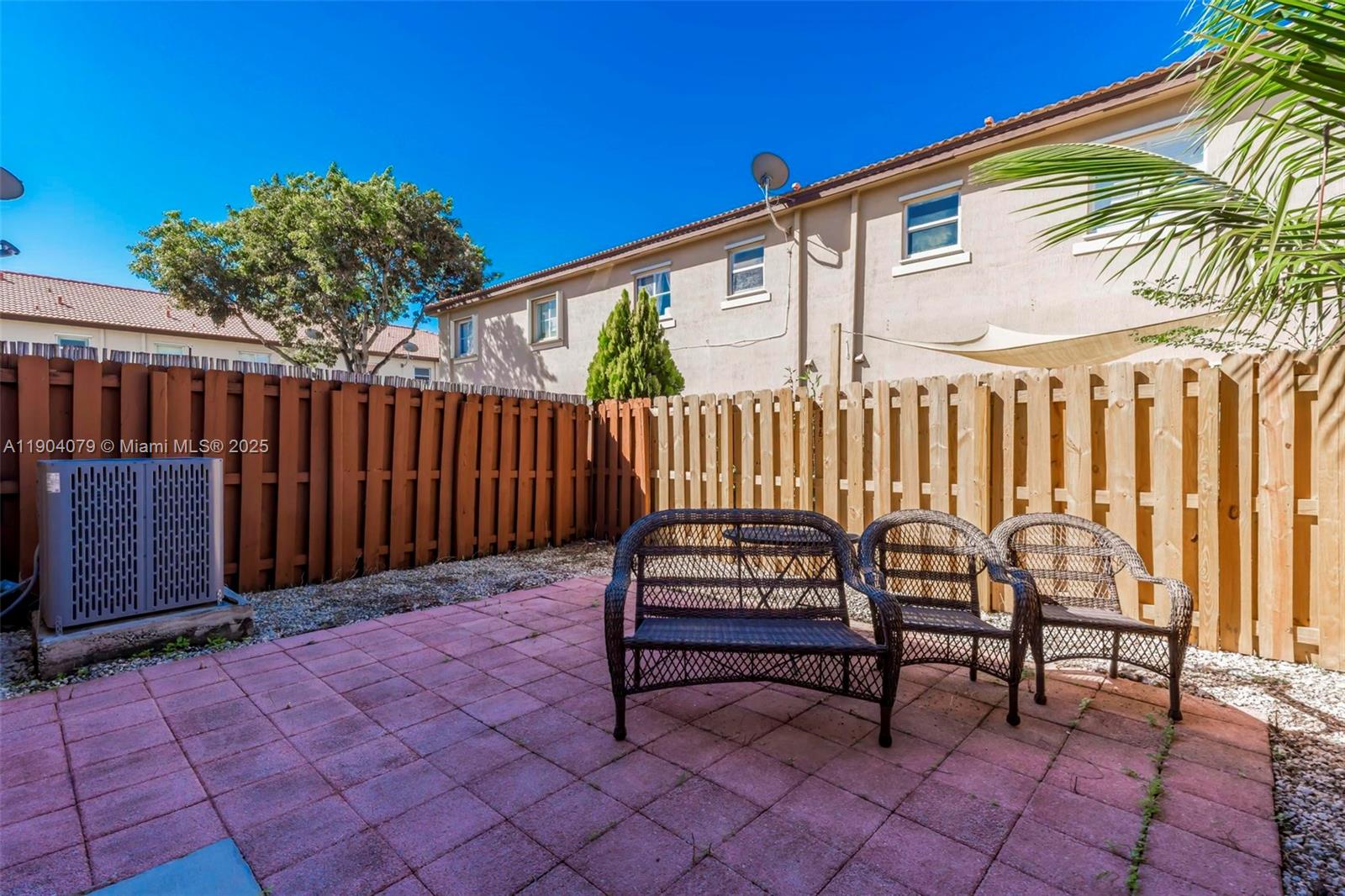 LAKES BY THE BAY JAY - Residential