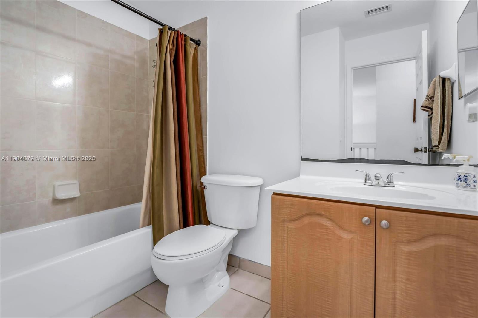 LAKES BY THE BAY JAY - Residential