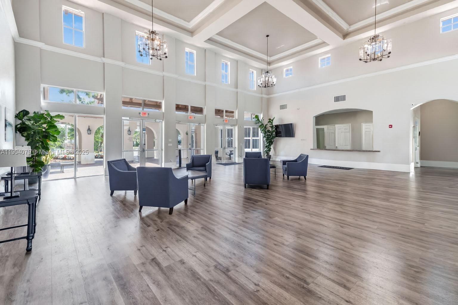 LAKES BY THE BAY JAY - Residential