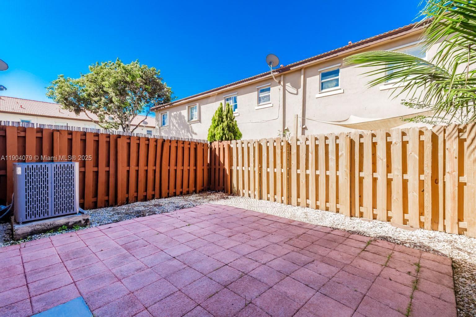 LAKES BY THE BAY JAY - Residential