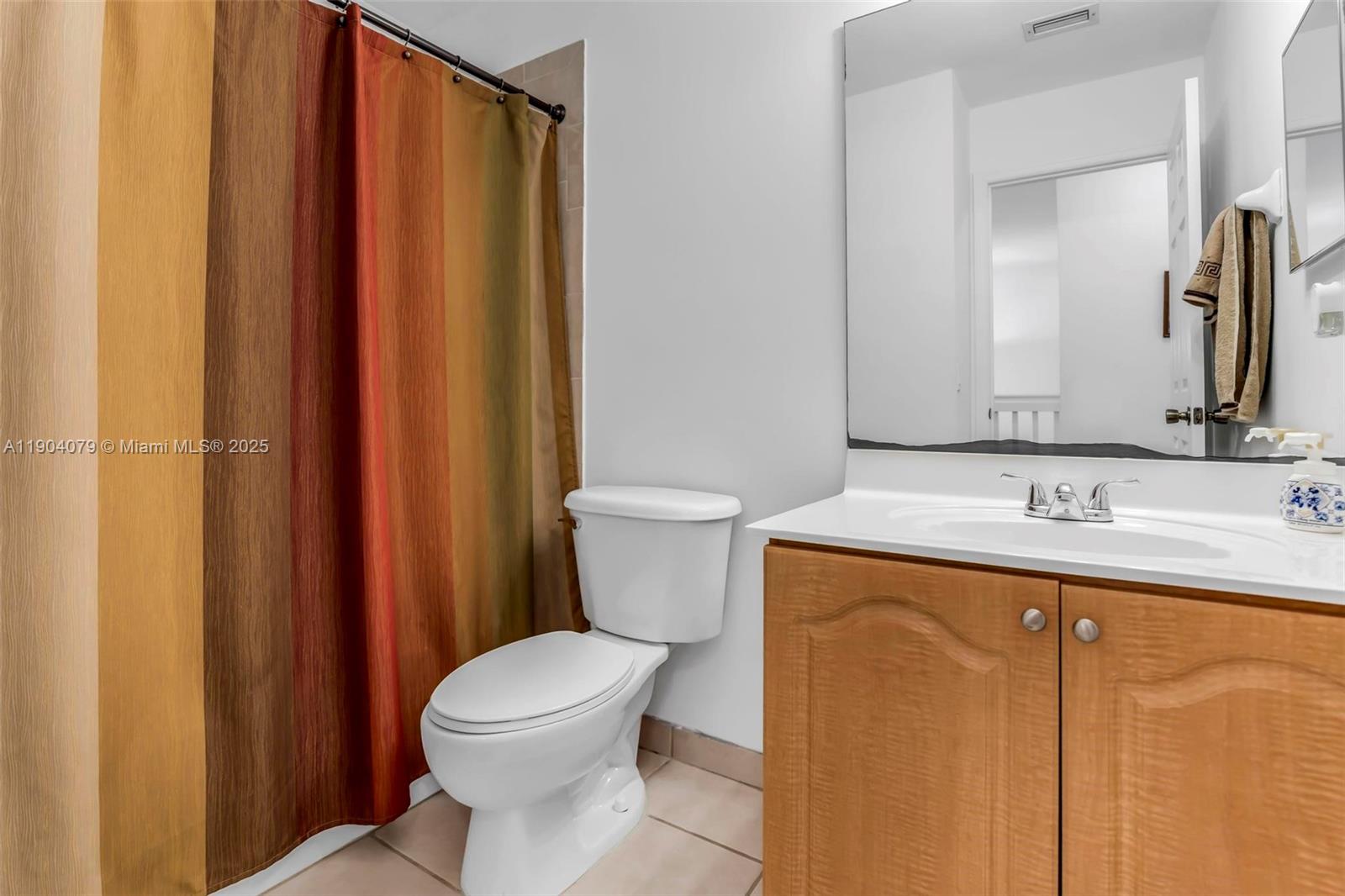 LAKES BY THE BAY JAY - Residential