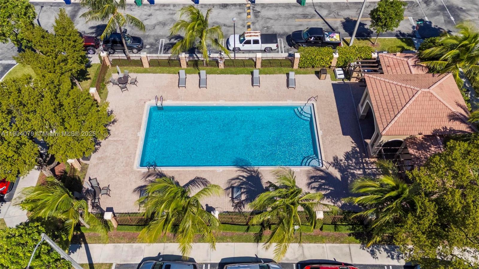 LAKES BY THE BAY JAY - Residential