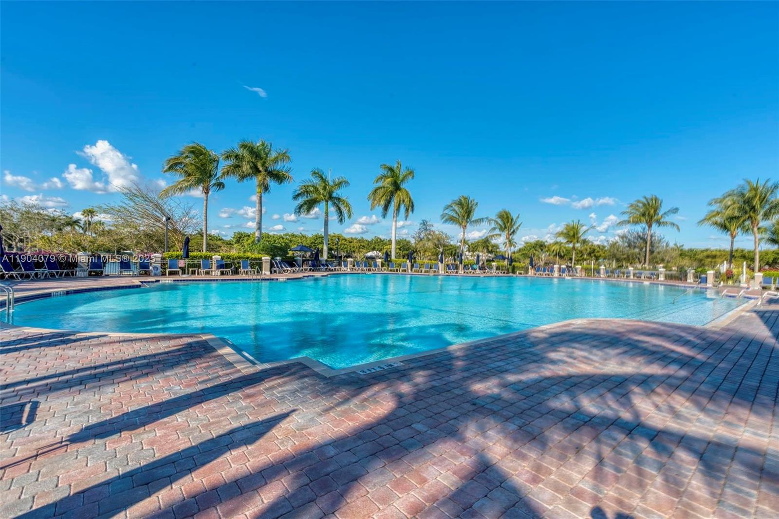 LAKES BY THE BAY JAY - Residential