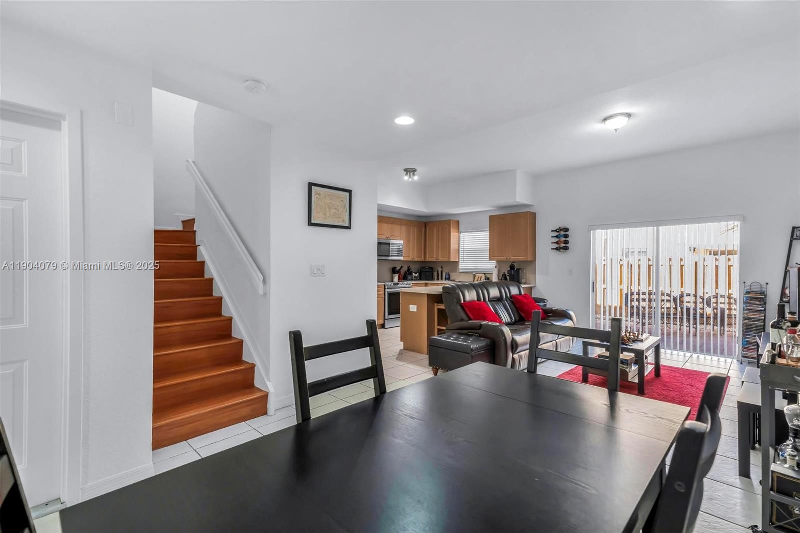 LAKES BY THE BAY JAY - Residential