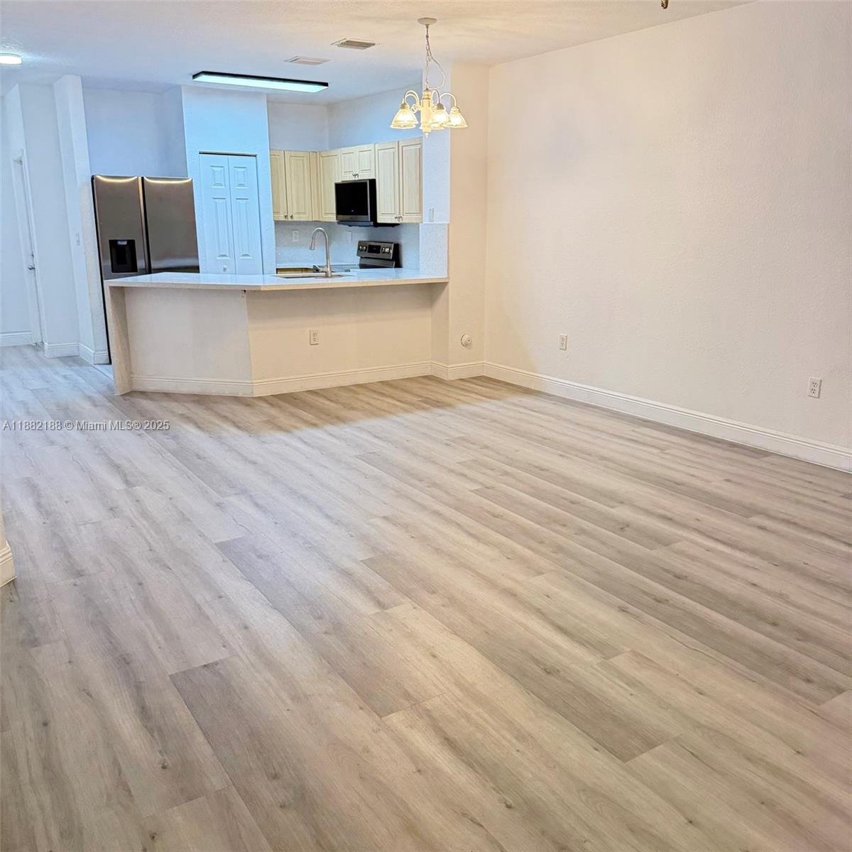 CATALINA PLACE - Residential Lease