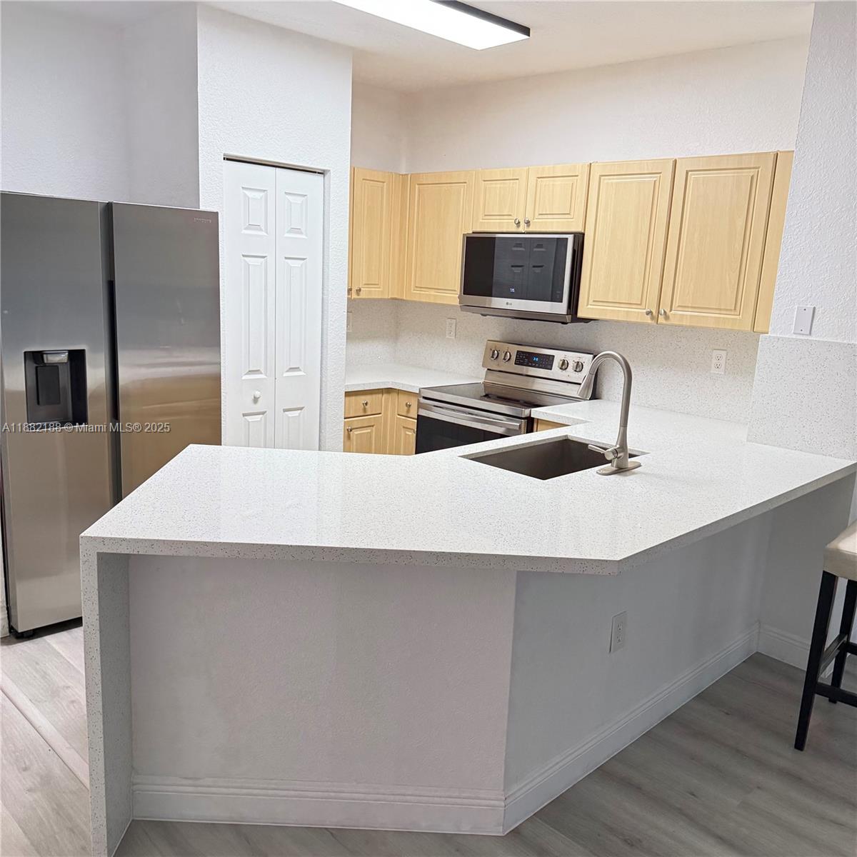 CATALINA PLACE - Residential Lease