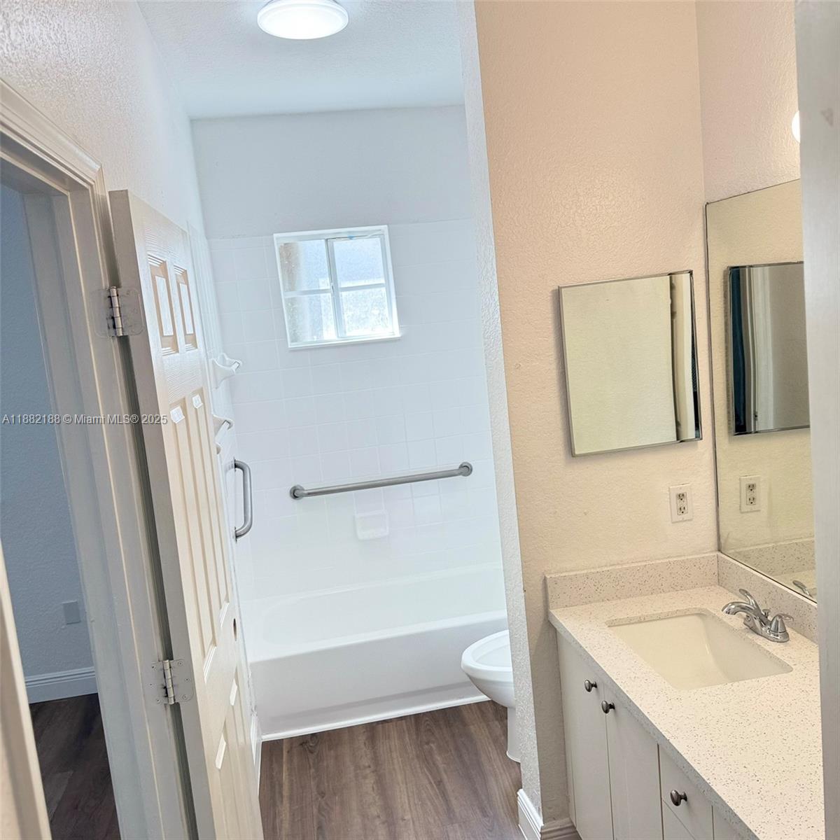 CATALINA PLACE - Residential Lease
